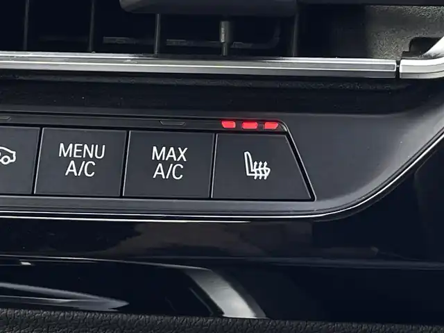 ＢＭＷ ＢＭＷ Ｚ４ sDrive20i Mスポーツ 三重県 2023(令5)年 2.9万km アルピンホワイトⅢ 地デジＴＶ　/ヴァーネスカマグマレッドシート　/ＨＵＤ　/ｈａｒｍａｎ／ｋａｒｄｏｎ　/黒幌　/ＡＣＣ　/ワイヤレスカープレイ　/ワイヤレスチャージ　/ライブコックピット　/バックカメラ　/ＥＴＣ　/レーダー探知機　/ＬＥＤ
