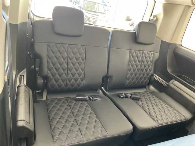 三菱 デリカＤ：５ ブラックエディション 愛知県 2025(令7)年 0.1千km ホワイトダイヤモンド 登録済未使用車/純正11型ナビ/両側パワースライドドア/レーダークルーズコントロール/シートヒーター/バックカメラ/電動リアゲート/パワーシート/コーナーセンサー/純正アルミホイール/ブラインドスポットモニター/LEDヘッドライト/パドルシフト/ステアリングヒーター/オートマチックハイビーム/衝突軽減システム/フルセグ/CD DVD/Bluetooth/ステアリングスイッチ/スマートキー/プッシュスタート