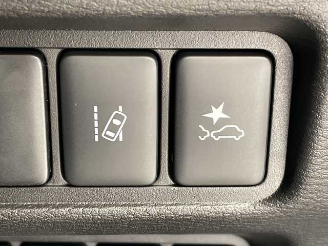 三菱 デリカＤ：５ ブラックエディション 愛知県 2025(令7)年 0.1千km ホワイトダイヤモンド 登録済未使用車/純正11型ナビ/両側パワースライドドア/レーダークルーズコントロール/シートヒーター/バックカメラ/電動リアゲート/パワーシート/コーナーセンサー/純正アルミホイール/ブラインドスポットモニター/LEDヘッドライト/パドルシフト/ステアリングヒーター/オートマチックハイビーム/衝突軽減システム/フルセグ/CD DVD/Bluetooth/ステアリングスイッチ/スマートキー/プッシュスタート