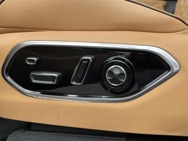 クライスラー・ジープ ジープ グランドチェロキーＬ サミット リザーブ 長野県 2022(令4)年 5.8万km ガンＭ 1オーナー/パノラミックサンルーフ /マッキントッシュサウンド /エアサス /本革シート /シートヒーター /ベンチレーション /シートマッサージ/ステアリングヒーター /AppleCarPlay /AndroidAuto/電動格納3列シート /LEDヘッドライト /21インチAW /純正HDDナビ（AM/FA/BT）/フルセグTV/360°カメラ /DインナーM