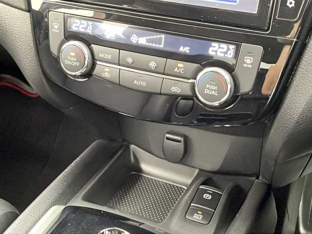 日産 エクストレイル 20Xi 宮城県 2018(平30)年 4.1万km ダイヤモンドブラック 禁煙車/ワンオーナー　/寒冷地仕様/純正フリップダウンモニター/デジタルインナーミラー/プロパイロット/・エマージェンシーブレーキ/・レーンディパーチャーウォーニング/・オートハイビーム/・ブラインドスポットモニター/・コーナーセンサー/純正9型ナビ　/・CD・DVD・BT・SD　/フルセグTV/カプロンシート/パワーバックドア　/ドライブレコーダー（F）/LEDヘッドライト　/フォグライト/電動パーキングブレーキ　/AUTOHOLD　/ビルドインETC　/プッシュスタート/スマートキー×2/純正18インチアルミホイール/純正フロアマット