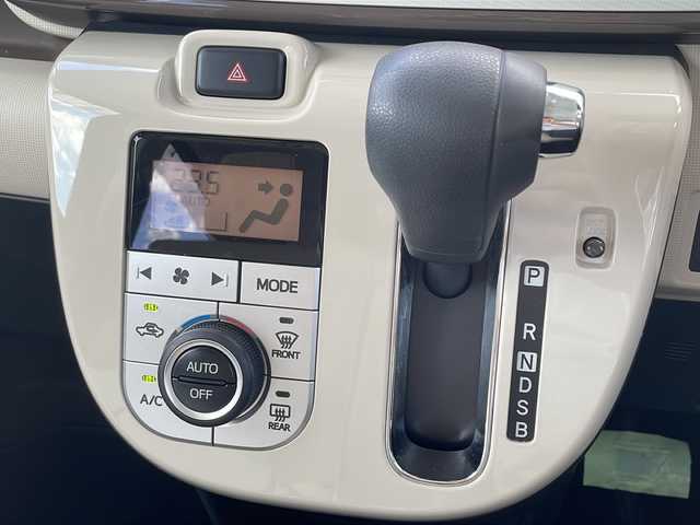 ダイハツ ムーヴ キャンバス X メイクアップ リミテッド SAⅢ 広島県 2022(令4)年 2.1万km スムースグレーマイカメタリック/ファイアークォーツレッドメタリック 2トーン 禁煙/純正ナビ/CD/DVD/DTV/Bluetooth/パノラミックビューモニター/両側パワースライドドア/オートライト/オートハイビーム/ETC/スマートキー/プッシュスタート/純正フロアマット/純正ドアバイザー/アイドリングストップ