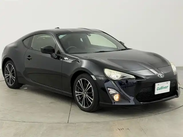 トヨタ ８６ GT 愛知県 2013(平25)年 2.8万km クリスタルブラックシリカ 6速MT/純正カーオーディオ/ドライブレコーダー/革巻きステアリング/プッシュスタート/オートエアコン/ビークル・スタビリティ・コントロール/ヒルスタートアシストコントロール/HIDヘッドライト/フォグランプ/純正17インチアルミホイール/スマートキー/取扱説明書