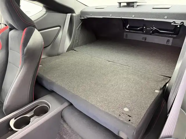 トヨタ ８６ GT 愛知県 2013(平25)年 2.8万km クリスタルブラックシリカ 6速MT/純正カーオーディオ/ドライブレコーダー/革巻きステアリング/プッシュスタート/オートエアコン/ビークル・スタビリティ・コントロール/ヒルスタートアシストコントロール/HIDヘッドライト/フォグランプ/純正17インチアルミホイール/スマートキー/取扱説明書