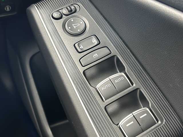 ホンダ シビック EX 宮城県 2022(令4)年 2.4万km クリスタルブラックパール 純正9型コネクトナビ/・BT接続/TV/アダプティブドライビングビーム/BOSEプレミアムサウンドシステム/レザー×スウェードコンビシート/前後ドラレコ/Honda SENSING/・ブラインドスポットモニター/・渋滞追従機能/10.2インチデジタルグラフィックメーター/パドルシフト/LEDフォグライト/ビルトインETC/スマホ連携/置くだけ充電/運転席8Way/助手席4Wayパワーシート/DN席ヒートシーター