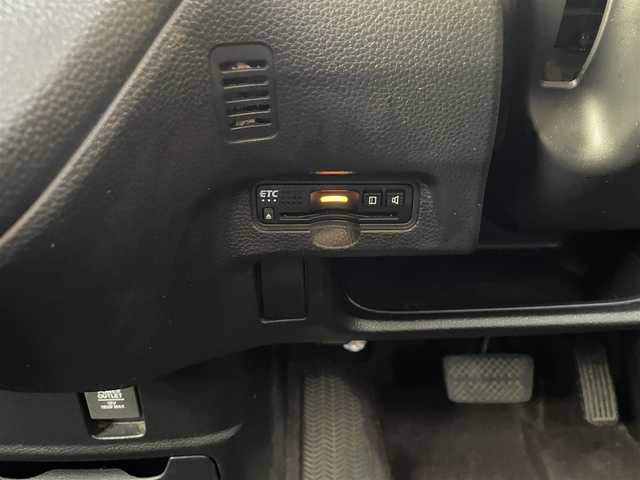 ホンダ Ｎ ＢＯＸ G L ホンダセンシング 長崎県 2019(平31)年 7.1万km クリスタルブラックパール メモリナビ/フルセグテレビ/バックカメラ/CD/DVD/Bluetooth/片側パワースライドドア/ETC/衝突軽減ブレーキ/レーンキープアシスト/オートライト/LEDヘッドライト/電動格納ミラー/アイドリングストップ/ウィンカーミラー/ドアバイザー