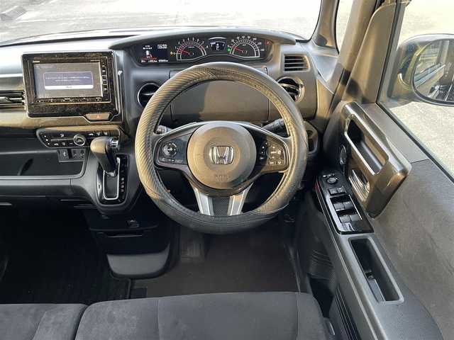 ホンダ Ｎ ＢＯＸ G L ホンダセンシング 長崎県 2019(平31)年 7.1万km クリスタルブラックパール メモリナビ/フルセグテレビ/バックカメラ/CD/DVD/Bluetooth/片側パワースライドドア/ETC/衝突軽減ブレーキ/レーンキープアシスト/オートライト/LEDヘッドライト/電動格納ミラー/アイドリングストップ/ウィンカーミラー/ドアバイザー