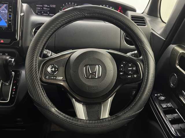 ホンダ Ｎ ＢＯＸ G L ホンダセンシング 長崎県 2019(平31)年 7.1万km クリスタルブラックパール 純正メモリナビ/（フルセグ/CD/DVD/Bluetooth）/バックカメラ/片側パワースライドドア/ホンダセンシング/・アダプティブクルーズコントロール/・衝突軽減ブレーキ/・レーンキープアシスト/・誤発進抑制機能/・歩行者事故低減ステアリング/ETC/オートライト/LEDヘッドライト/フォグライト/電動格納ミラー/アイドリングストップ/ウィンカーミラー/ドアバイザー