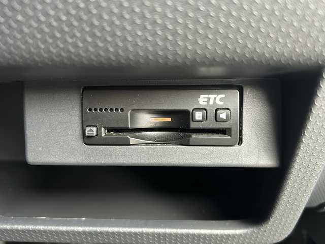 スズキ ハスラー Jスタイル 静岡県 2015(平27)年 6.9万km クールカーキパールメタリック/ホワイト2トーンルーフ ナビ機能/CD/DVD/Bluetooth/USB/HDMI/AUX/ipod/フルセグ/主要装備/・シートヒータ　/・ドライブレコーダー　/・スマートキー　/・ＥＴＣ　/・アイドリングストップ　/・ステアリングリモコン　/・オートライト　/・衝突軽減システム　/・フォグランプ　/・ヒーテッドドアミラー　/・プッシュスタート　/・純正マット/・純正アルミホイール/・横滑り防止装置