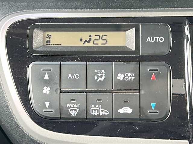 ホンダ Ｎ ＢＯＸ カスタム G Lパッケージ 道北・旭川 2013(平25)年 7.4万km プレミアムゴールドパープルパール /4WD//禁煙車//純正オーディオ//CD/AUX//エンジンスターター//片側電動ドア//横滑り防止//オートライト//HIDヘッドライト//フォグライト//プッシュスタート//スマートキー//純正フロアマット//モデューロAW夏タイヤ積込