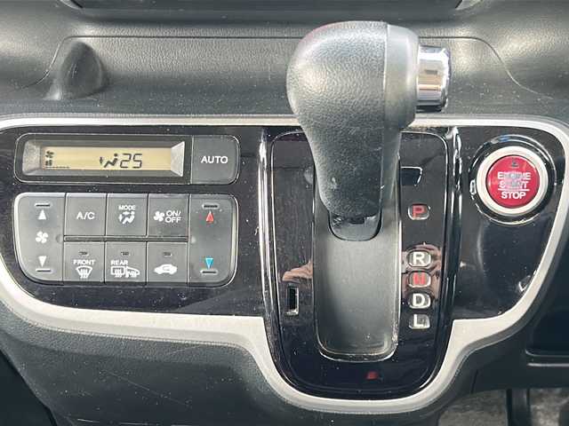 ホンダ Ｎ ＢＯＸ カスタム G Lパッケージ 道北・旭川 2013(平25)年 7.4万km プレミアムゴールドパープルパール /4WD//禁煙車//純正オーディオ//CD/AUX//エンジンスターター//片側電動ドア//横滑り防止//オートライト//HIDヘッドライト//フォグライト//プッシュスタート//スマートキー//純正フロアマット//モデューロAW夏タイヤ積込