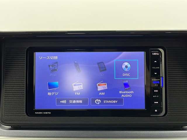 ダイハツ キャスト アクティバ X SAⅡ 栃木県 2017(平29)年 4.5万km フレッシュグリーンM 純正ナビ（NMZK-W67D）/（CD/DVD/Bluetooth/SD/フルセグ）/４WD/バックカメラ/衝突軽減システム/横滑り防止/ETC/ドライブレコーダー/ダウンヒルアシストコントロール/アイドリングストップ/純正フロアマット/ステアリングスイッチ/プッシュスタート/スマートキー