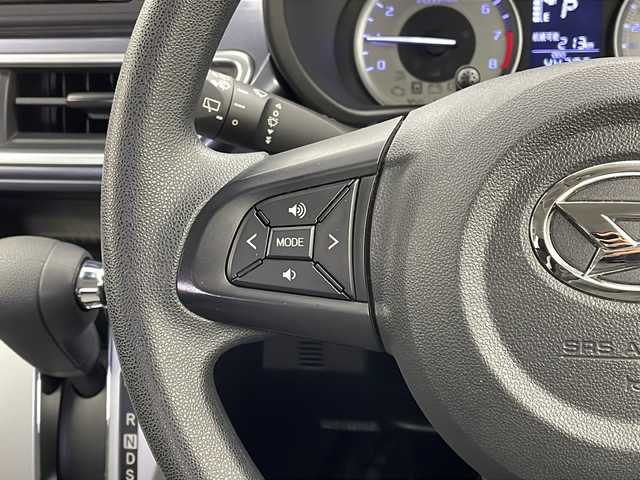 ダイハツ キャスト アクティバ X SAⅡ 栃木県 2017(平29)年 4.5万km フレッシュグリーンM 純正ナビ（NMZK-W67D）/（CD/DVD/Bluetooth/SD/フルセグ）/４WD/バックカメラ/衝突軽減システム/横滑り防止/ETC/ドライブレコーダー/ダウンヒルアシストコントロール/アイドリングストップ/純正フロアマット/ステアリングスイッチ/プッシュスタート/スマートキー