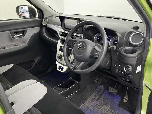 ダイハツ キャスト アクティバ X SAⅡ 栃木県 2017(平29)年 4.5万km フレッシュグリーンM 純正ナビ（NMZK-W67D）/（CD/DVD/Bluetooth/SD/フルセグ）/４WD/バックカメラ/衝突軽減システム/横滑り防止/ETC/ドライブレコーダー/ダウンヒルアシストコントロール/アイドリングストップ/純正フロアマット/ステアリングスイッチ/プッシュスタート/スマートキー