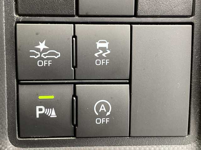 トヨタ ライズ Z 栃木県 2019(令1)年 6.9万km シャイニングホワイトパール ワンオーナー/純正SDナビ/（CD/フルセグTV/Bluetooth/SD）/バックカメラ/トヨタセーフティセンス/コーナーセンサー/ビルトインETC/前後ドライブレコーダー/前席シートヒーター/禁煙車/オートライト/LEDヘッドライト/横滑り防止装置/フォグランプ/スマートキー/プッシュスタート/アイドリングストップ/ステアリングスイッチ/革巻きステアリング/ウィンカーミラー/純正17インチアルミホイール/純正フロアマット