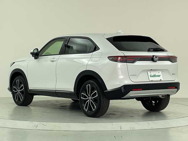ホンダ ヴェゼル ハイブリッド e:HEV Z 大阪府 2025(令7)年 0.1千km プラチナホワイトパール HondaSENSING/・衝突軽減ブレーキ/・車線逸脱警報/・踏み間違い防止/・BSM/・レーダークルコン/Honda CONNECTディスプレーオーディオ/・ナビ機能/・Bluetooth/・フルセグTV/バックカメラ/ハーフレザーシート/前席シートヒーター/ステアリングヒーター/ETC2.0車載器/ワイヤレス充電器/パワーバックドア/パドルシフト