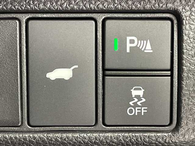 ホンダ ヴェゼル ハイブリッド e:HEV Z 大阪府 2025(令7)年 0.1千km プラチナホワイトパール HondaSENSING/・衝突軽減ブレーキ/・車線逸脱警報/・踏み間違い防止/・BSM/・レーダークルコン/Honda CONNECTディスプレーオーディオ/・ナビ機能/・Bluetooth/・フルセグTV/バックカメラ/ハーフレザーシート/前席シートヒーター/ステアリングヒーター/ETC2.0車載器/ワイヤレス充電器/パワーバックドア/パドルシフト