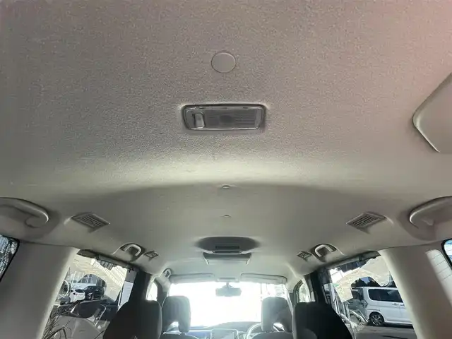 日産 セレナ ハイウェイスター Vセレクション 秋田県 2017(平29)年 11.4万km ダイヤモンドブラック (株)IDOMが運営する【じしゃロン秋田店】の自社ローン専用車両になりますこちらは現金またはオートローンご利用時の価格です。自社ローンご希望の方は別途その旨お申付け下さい/セーフティパックB/プロパイロット/インテリジェントパーキングアシスト（駐車支援システム）/インテリジェントアラウンドビューモニター（移動物検知機能付）/インテリジェントDA（ふらつき警報）/電動パーキングブレーキ/オートブレーキホールド/ヒーター付ドアミラー/ステアリングスイッチ/サイド・カーテンエアバッグ/インテリジェントエマージェンシーブレーキ/インテリジェントLI（車線逸脱防止支援システム）/LDW（車線逸脱警報）/インテリジェント BSI（後側方衝突防止支援システム）/RCTA（後退時車両検知警報）/踏み間違い衝突防止アシスト/標識検知機能/車両接近通報装置/フロント&バックソナー/純正SDナビ【CD/DVD/Blu-ray/SD/USB/Bluetooth/MUSIC STOCKER/iPod/WALKMAN】/フリップダウンモニター/バックカメラ/フルセグTV/ETC/両側パワースライドドア/前方ドライブレコーダー/LEDヘッドライト/