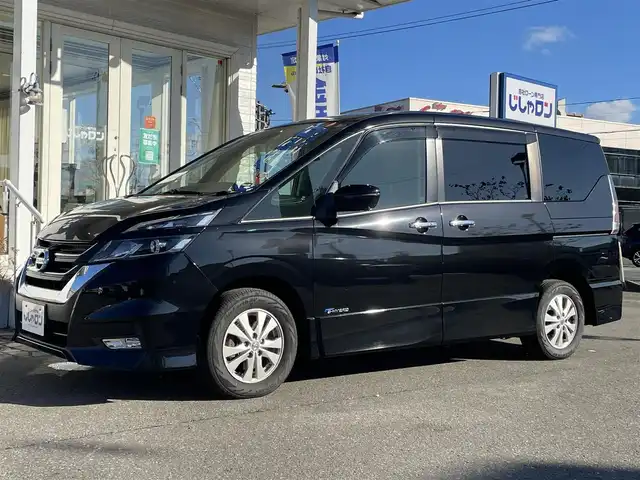 日産 セレナ ハイウェイスター Vセレクション 秋田県 2017(平29)年 11.4万km ダイヤモンドブラック (株)IDOMが運営する【じしゃロン秋田店】の自社ローン専用車両になりますこちらは現金またはオートローンご利用時の価格です。自社ローンご希望の方は別途その旨お申付け下さい/セーフティパックB/プロパイロット/インテリジェントパーキングアシスト（駐車支援システム）/インテリジェントアラウンドビューモニター（移動物検知機能付）/インテリジェントDA（ふらつき警報）/電動パーキングブレーキ/オートブレーキホールド/ヒーター付ドアミラー/ステアリングスイッチ/サイド・カーテンエアバッグ/インテリジェントエマージェンシーブレーキ/インテリジェントLI（車線逸脱防止支援システム）/LDW（車線逸脱警報）/インテリジェント BSI（後側方衝突防止支援システム）/RCTA（後退時車両検知警報）/踏み間違い衝突防止アシスト/標識検知機能/車両接近通報装置/フロント&バックソナー/純正SDナビ【CD/DVD/Blu-ray/SD/USB/Bluetooth/MUSIC STOCKER/iPod/WALKMAN】/フリップダウンモニター/バックカメラ/フルセグTV/ETC/両側パワースライドドア/前方ドライブレコーダー/LEDヘッドライト/