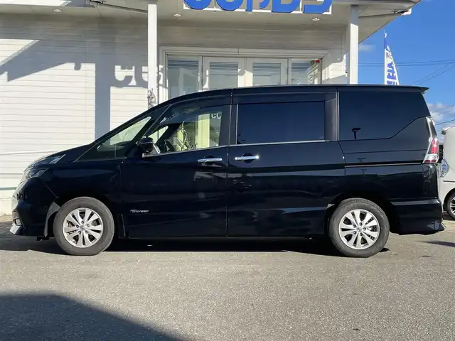 日産 セレナ ハイウェイスター Vセレクション 秋田県 2017(平29)年 11.4万km ダイヤモンドブラック (株)IDOMが運営する【じしゃロン秋田店】の自社ローン専用車両になりますこちらは現金またはオートローンご利用時の価格です。自社ローンご希望の方は別途その旨お申付け下さい/セーフティパックB/プロパイロット/インテリジェントパーキングアシスト（駐車支援システム）/インテリジェントアラウンドビューモニター（移動物検知機能付）/インテリジェントDA（ふらつき警報）/電動パーキングブレーキ/オートブレーキホールド/ヒーター付ドアミラー/ステアリングスイッチ/サイド・カーテンエアバッグ/インテリジェントエマージェンシーブレーキ/インテリジェントLI（車線逸脱防止支援システム）/LDW（車線逸脱警報）/インテリジェント BSI（後側方衝突防止支援システム）/RCTA（後退時車両検知警報）/踏み間違い衝突防止アシスト/標識検知機能/車両接近通報装置/フロント&バックソナー/純正SDナビ【CD/DVD/Blu-ray/SD/USB/Bluetooth/MUSIC STOCKER/iPod/WALKMAN】/フリップダウンモニター/バックカメラ/フルセグTV/ETC/両側パワースライドドア/前方ドライブレコーダー/LEDヘッドライト/