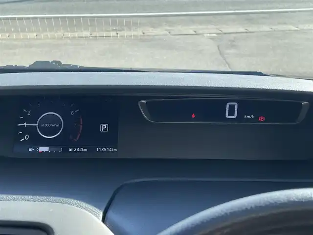 日産 セレナ ハイウェイスター Vセレクション 秋田県 2017(平29)年 11.4万km ダイヤモンドブラック (株)IDOMが運営する【じしゃロン秋田店】の自社ローン専用車両になりますこちらは現金またはオートローンご利用時の価格です。自社ローンご希望の方は別途その旨お申付け下さい/セーフティパックB/プロパイロット/インテリジェントパーキングアシスト（駐車支援システム）/インテリジェントアラウンドビューモニター（移動物検知機能付）/インテリジェントDA（ふらつき警報）/電動パーキングブレーキ/オートブレーキホールド/ヒーター付ドアミラー/ステアリングスイッチ/サイド・カーテンエアバッグ/インテリジェントエマージェンシーブレーキ/インテリジェントLI（車線逸脱防止支援システム）/LDW（車線逸脱警報）/インテリジェント BSI（後側方衝突防止支援システム）/RCTA（後退時車両検知警報）/踏み間違い衝突防止アシスト/標識検知機能/車両接近通報装置/フロント&バックソナー/純正SDナビ【CD/DVD/Blu-ray/SD/USB/Bluetooth/MUSIC STOCKER/iPod/WALKMAN】/フリップダウンモニター/バックカメラ/フルセグTV/ETC/両側パワースライドドア/前方ドライブレコーダー/LEDヘッドライト/