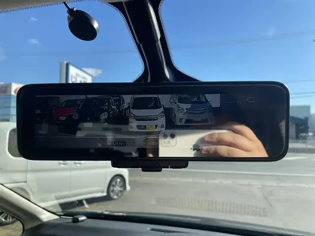 日産 セレナ ハイウェイスター Vセレクション 秋田県 2017(平29)年 11.4万km ダイヤモンドブラック (株)IDOMが運営する【じしゃロン秋田店】の自社ローン専用車両になりますこちらは現金またはオートローンご利用時の価格です。自社ローンご希望の方は別途その旨お申付け下さい/セーフティパックB/プロパイロット/インテリジェントパーキングアシスト（駐車支援システム）/インテリジェントアラウンドビューモニター（移動物検知機能付）/インテリジェントDA（ふらつき警報）/電動パーキングブレーキ/オートブレーキホールド/ヒーター付ドアミラー/ステアリングスイッチ/サイド・カーテンエアバッグ/インテリジェントエマージェンシーブレーキ/インテリジェントLI（車線逸脱防止支援システム）/LDW（車線逸脱警報）/インテリジェント BSI（後側方衝突防止支援システム）/RCTA（後退時車両検知警報）/踏み間違い衝突防止アシスト/標識検知機能/車両接近通報装置/フロント&バックソナー/純正SDナビ【CD/DVD/Blu-ray/SD/USB/Bluetooth/MUSIC STOCKER/iPod/WALKMAN】/フリップダウンモニター/バックカメラ/フルセグTV/ETC/両側パワースライドドア/前方ドライブレコーダー/LEDヘッドライト/