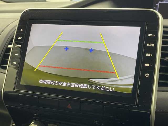 日産 セレナ ハイウェイスター 岐阜県 2021(令3)年 4.6万km ダイヤモンドブラック 純正10インチSDナビ/(AM/FM/CD/DVD/フルセグTV/Bluetooth)/バックカメラ/衝突軽減ブレーキ/レーンキープアシスト/ブラインドスポットモニター/クリアランスソナー/クロストラフィックアラート/クルーズコントロール/ハンズフリースライドドア/ステアリングスイッチ/純正ドライブレコーダー/ビルトインETC/スマートキー/革巻きステアリング/純正フロアマット/純正サイドバイザー/純正アルミホイール