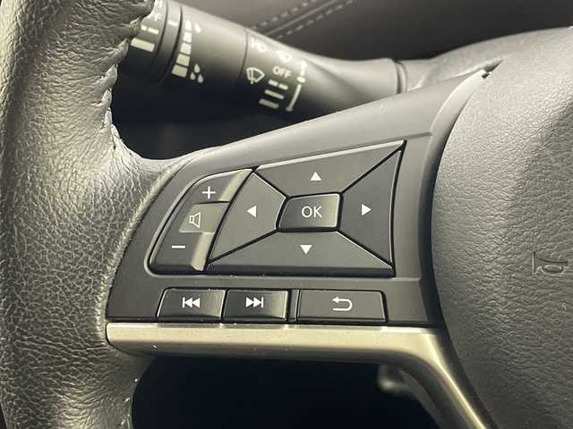 日産 セレナ ハイウェイスター 岐阜県 2021(令3)年 4.6万km ダイヤモンドブラック 純正10インチSDナビ/(AM/FM/CD/DVD/フルセグTV/Bluetooth)/バックカメラ/衝突軽減ブレーキ/レーンキープアシスト/ブラインドスポットモニター/クリアランスソナー/クロストラフィックアラート/クルーズコントロール/ハンズフリースライドドア/ステアリングスイッチ/純正ドライブレコーダー/ビルトインETC/スマートキー/革巻きステアリング/純正フロアマット/純正サイドバイザー/純正アルミホイール