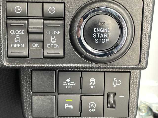 ダイハツ タント ファンクロスターボ 岐阜県 2023(令5)年 2.8万km ブラックマイカメタリック/シャイニングホワイトパール /ワンオーナー//純正10インチナビ/(フルセグTV/Bluetooth/CD/DVD)//ブラインドスポットモニター//パノラミックビューモニター//助手席アシストグリップ//両側パワースライドドア//前席シートヒーター//スマートアシスト/(衝突警報機能)/(車線逸脱警報機能)/(ふらつき警報)/(レーンキープコントロール)//ドライブレコーダー//ビルトインＥＴＣ//純正15インチAW//純正フロアマット//純正ドアバイザー//スペアキー