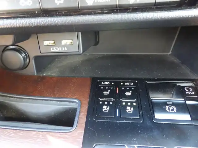 レクサス ＲＸ 450h バージョンL 千葉県 2020(令2)年 4.6万km ディープブルーマイカ Lexus Safety System+/・プリクラッシュセーフティ/・レーンディパーチャーアラート/・オートハイビーム/・レーダークルーズコントロール/・ブラインドスポットモニター/パワーバックドア/ブラウンレザーシート/前席パワーシート/エアシート/シートヒーター/リア電動リクライニングシート/ヘッドアップディスプレイ/純正SDナビ/地デジTV/【DVD/CD再生機能　Bluetooth接続】/パノラミックビューモニター/ドライブレコーダー/革巻きステアリング/ステアリングスイッチ/ステアリングヒーター/ETC（2.0）/LEDヘッドライト/フォグライト/ウインカーミラー/クリアランスソナー/純正20インチアルミホイル/サイド/カーテンエアバッグ/スマートキー