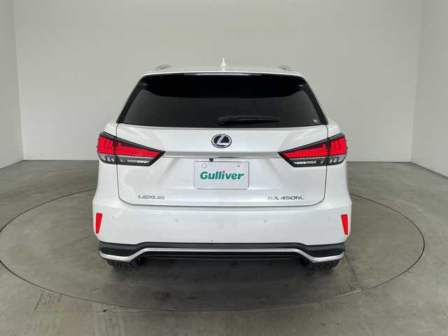 レクサス ＲＸ 450hL 兵庫県 2021(令3)年 5.5万km ソニッククォーツ ・サンルーフ/・電動リアゲート/・レーダークルーズコントロール/・TPMS/・先行者発進告知/・ITS　Connect/・レーンディパーチャーアラート/・前後コーナーセンサー/・ドライブモード（ECO・EV）/・ビルトインETC/・MTモード付AT/・フルセグTV/・CD・BT・AM・FM・MiraCast/・バックカメラ/・オートホールド/・シートヒーター（前席・後席）/・エアシート（前席）/・メモリー機能付きパワーシート/・電動格納サードシート/・シートエアバック/・電子パーキングブレーキ/・AC１００V/・LEDヘッドライト/・オートライト/・アダプティブハイビーム/・置くだけ充電/・スマートキー/・プッシュスタート/・スペアキー2本（カードキーあり）/・純正２２インチホイール/・電動格納ミラー/・純正フロアマット/・取扱説明書/・保証書