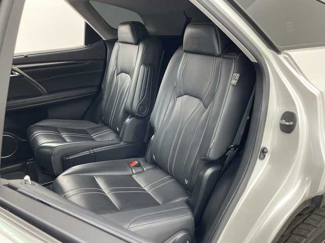 レクサス ＲＸ 450hL 兵庫県 2021(令3)年 5.5万km ソニッククォーツ ・サンルーフ/・電動リアゲート/・レーダークルーズコントロール/・TPMS/・先行者発進告知/・ITS　Connect/・レーンディパーチャーアラート/・前後コーナーセンサー/・ドライブモード（ECO・EV）/・ビルトインETC/・MTモード付AT/・フルセグTV/・CD・BT・AM・FM・MiraCast/・バックカメラ/・オートホールド/・シートヒーター（前席・後席）/・エアシート（前席）/・メモリー機能付きパワーシート/・電動格納サードシート/・シートエアバック/・電子パーキングブレーキ/・AC１００V/・LEDヘッドライト/・オートライト/・アダプティブハイビーム/・置くだけ充電/・スマートキー/・プッシュスタート/・スペアキー2本（カードキーあり）/・純正２２インチホイール/・電動格納ミラー/・純正フロアマット/・取扱説明書/・保証書