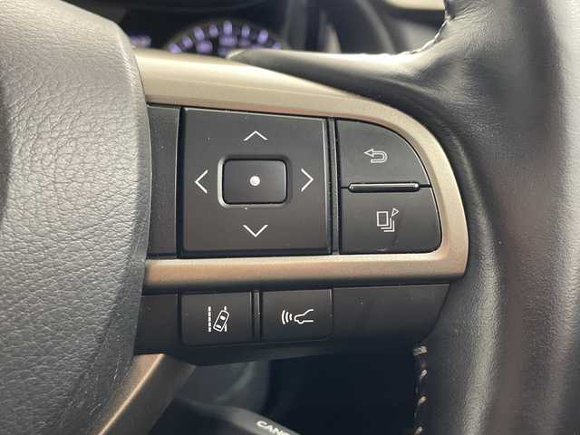 レクサス ＲＸ 450hL 兵庫県 2021(令3)年 5.5万km ソニッククォーツ ・サンルーフ/・電動リアゲート/・レーダークルーズコントロール/・TPMS/・先行者発進告知/・ITS　Connect/・レーンディパーチャーアラート/・前後コーナーセンサー/・ドライブモード（ECO・EV）/・ビルトインETC/・MTモード付AT/・フルセグTV/・CD・BT・AM・FM・MiraCast/・バックカメラ/・オートホールド/・シートヒーター（前席・後席）/・エアシート（前席）/・メモリー機能付きパワーシート/・電動格納サードシート/・シートエアバック/・電子パーキングブレーキ/・AC１００V/・LEDヘッドライト/・オートライト/・アダプティブハイビーム/・置くだけ充電/・スマートキー/・プッシュスタート/・スペアキー2本（カードキーあり）/・純正２２インチホイール/・電動格納ミラー/・純正フロアマット/・取扱説明書/・保証書