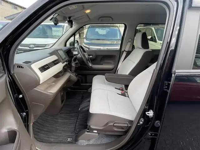 ホンダ Ｎ ＷＧＮ L ホンダセンシング 島根県 2022(令4)年 3.3万km クリスタルブラックパール 純正メモリナビ　/(AM/FM/フルセグTV/ＤＶＤ再生/Ｂｌｕｅｔｏｏｔｈ接続)/前方ドライブレコーダー　/ビルトインＥＴＣ　/バックカメラ/渋滞追従機能付アダプティブ・クルーズ・コントロール　/リアコーナーセンサー　/レーンアシスト/衝突軽減ブレーキ/運転席シートヒーター/電動パーキングブレーキ/オートホールド　/オートハイビーム／ライト　/純正ＬＥＤヘッドライト　/純正フロアマット