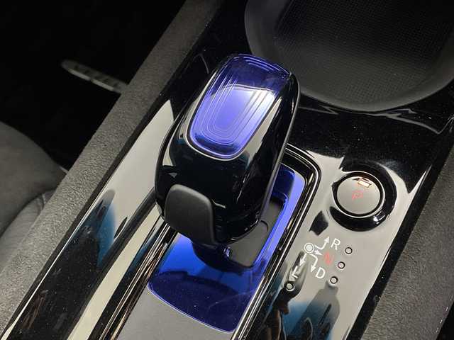 ホンダ ヴェゼル ハイブリッド RS ホンダセンシング 鹿児島県 2016(平28)年 2.2万km モルフォブルーP ホンダセンシング/・衝突軽減ブレーキ/・誤発進抑制機能/・クルーズコントロール/・車線維持支援システム/純正メモリナビ/CD/DVD/BT/フルセグTV/バックカメラ/LEDオートライト/フォグランプ/合皮ハーフレザーシート/シートヒーター/純正18インチアルミホイール/パドルシフト/アイドリングストップ/スマートキー/前後ドライブレコーダー/ビルトインETC