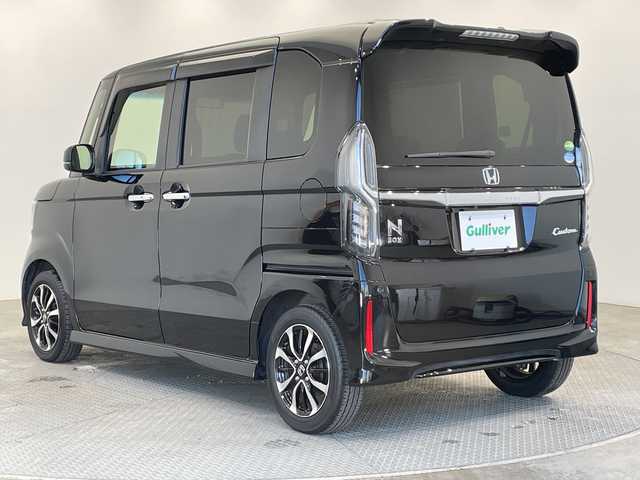 ホンダ Ｎ ＢＯＸ カスタム G L ホンダセンシング 栃木県 2018(平30)年 4.4万km 黒 カロッツェリアナビ/(CD/DVD/フルセグTV/Bluetooth/SD/HDMI/USB)/ホンダセンシング/レーンキープアシスト/衝突軽減システム/クルーズコントロール/両側パワースライドドア/バックカメラ/禁煙車/ETC/盗難防止システム/電動格納ミラー/スマートキー/プッシュスタート