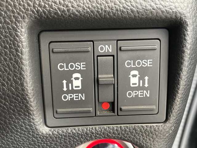 ホンダ Ｎ ＢＯＸ カスタム G L ホンダセンシング 栃木県 2018(平30)年 4.4万km 黒 カロッツェリアナビ/(CD/DVD/フルセグTV/Bluetooth/SD/HDMI/USB)/ホンダセンシング/レーンキープアシスト/衝突軽減システム/クルーズコントロール/両側パワースライドドア/バックカメラ/禁煙車/ETC/盗難防止システム/電動格納ミラー/スマートキー/プッシュスタート