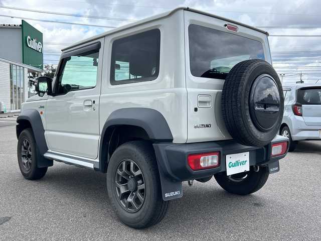 スズキ ジムニー シエラ JC 富山県 2021(令3)年 5.4万km ピュアホワイトP 禁煙車/４ＷＤ/ディーラーオプションナビ/型式：AVIC-RLS901II/【フルセグTV/Bluetooth/CD/DVD/SD/AUX】/コムテックドイブレコーダー前後/プッシュスタート/スマートキー/クルーズコントロール/前席シートヒーター/ビルトインＥＴＣ/純正フロアマット/純正アルミホイール/フロントアンダーガーニッシュ/サイドアンダーガーニッシュ/電動格納ミラー/LEDヘッドライト