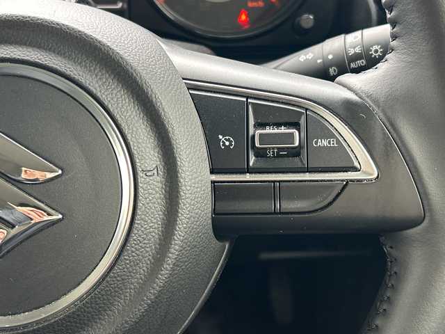 スズキ ジムニー シエラ JC 富山県 2021(令3)年 5.4万km ピュアホワイトP 禁煙車/４ＷＤ/ディーラーオプションナビ/型式：AVIC-RLS901II/【フルセグTV/Bluetooth/CD/DVD/SD/AUX】/コムテックドイブレコーダー前後/プッシュスタート/スマートキー/クルーズコントロール/前席シートヒーター/ビルトインＥＴＣ/純正フロアマット/純正アルミホイール/フロントアンダーガーニッシュ/サイドアンダーガーニッシュ/電動格納ミラー/LEDヘッドライト