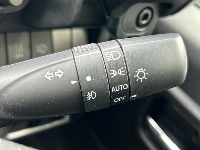 スズキ ジムニー シエラ JC 富山県 2021(令3)年 5.4万km ピュアホワイトP 禁煙車/４ＷＤ/ディーラーオプションナビ/型式：AVIC-RLS901II/【フルセグTV/Bluetooth/CD/DVD/SD/AUX】/コムテックドイブレコーダー前後/プッシュスタート/スマートキー/クルーズコントロール/前席シートヒーター/ビルトインＥＴＣ/純正フロアマット/純正アルミホイール/フロントアンダーガーニッシュ/サイドアンダーガーニッシュ/電動格納ミラー/LEDヘッドライト