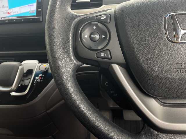 ホンダ フリード ハイブリット G ホンダセンシング 鹿児島県 2020(令2)年 6.6万km スーパープラチナグレーメタリック ホンダセンシング　/純正ナビ　/（Ｂｌｕｅｔｏｏｔｈ/CD)　/アダプティブクルーズコントロール　/両側パワースライドドア　/ドライブレコーダー　/バックカメラ　/ＥＴＣ　/ＬＥＤヘッドライト　/オートライト　/ステアリングリモコン/プッシュスタートボタン/スマートキー