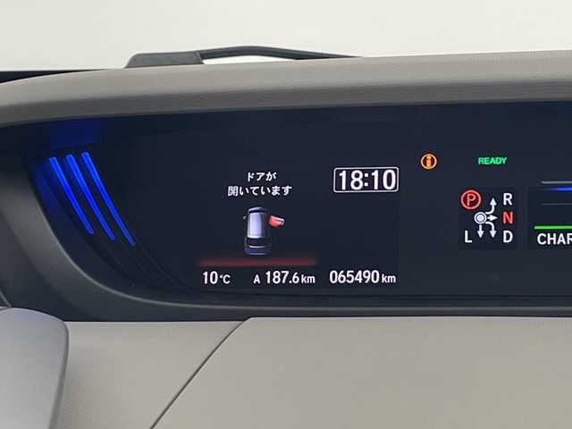 ホンダ フリード ハイブリット G ホンダセンシング 鹿児島県 2020(令2)年 6.6万km スーパープラチナグレーメタリック ホンダセンシング　/純正ナビ　/（Ｂｌｕｅｔｏｏｔｈ/CD)　/アダプティブクルーズコントロール　/両側パワースライドドア　/ドライブレコーダー　/バックカメラ　/ＥＴＣ　/ＬＥＤヘッドライト　/オートライト　/ステアリングリモコン/プッシュスタートボタン/スマートキー