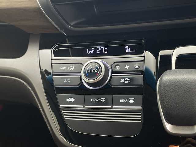 ホンダ フリード ハイブリット G ホンダセンシング 鹿児島県 2020(令2)年 6.6万km スーパープラチナグレーメタリック ホンダセンシング　/純正ナビ　/（Ｂｌｕｅｔｏｏｔｈ/CD)　/アダプティブクルーズコントロール　/両側パワースライドドア　/ドライブレコーダー　/バックカメラ　/ＥＴＣ　/ＬＥＤヘッドライト　/オートライト　/ステアリングリモコン/プッシュスタートボタン/スマートキー