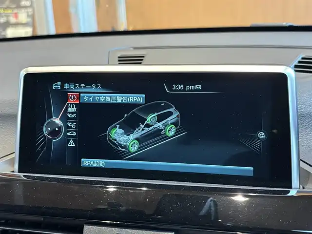 ＢＭＷ Ｘ１ xDrive 18d xライン 宮城県 2017(平29)年 3.4万km アルピンホワイトⅢ 純正ナビ/バックカメラ/CD/DVD再生/Bluetooth接続/ハーフレザー/ステアリングスイッチ/レインセンサー/ヒルディセントコントロール/ドライブモードセレクト/ミラーETC/電動ミラー/電動パーキング/アイドリングストップ/インテリジェントセーフティ/車線逸脱警告/LEDヘッドライト/フロントフォグ/純正18インチAW/4WD