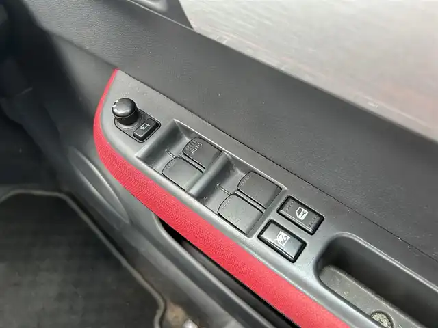 スズキ スイフト スポーツ 栃木県 2006(平18)年 11.1万km チャンピオンイエロー ナビ/スタットレス/社外AW15インチ/純正フロアマット/ETC/純正LEDヘッドライト/フォグランプ/カーテンエアバッグ/スペアキー1本