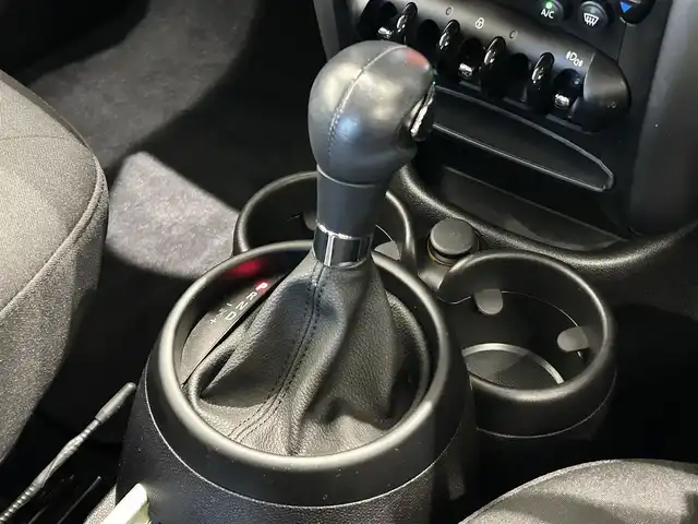 ＭＩＮＩ ミニ クロスオーバー クーパー D 福岡県 2016(平28)年 4.5万km 黒 ＧＯＲＩＬＬＡポータブルナビ　/ＡＵＸ　/純正１６インチＡＷ　/ＥＴＣ　/キーレスキー