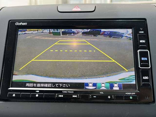 ホンダ フリード G ホンダセンシング 静岡県 2020(令2)年 2.7万km プレミアムクリスタルオレンジM 純正ナビ/・バックモニター/・Bluetooth/・フルセグTV/・CD/DVD/・USB/主要装備/・プッシュスタート/・ETC車載器/・両側パワースライドドア/・前席シートヒーター/・LEDヘッドライト/・純正AW/・オートライト/・純正フロアマット/・アイドリングストップ/・スペアキー/・後席サンシェード/ホンダセンシング/・衝突軽減ブレーキ/・車線維持支援システム/・アダプティブクルーズコントロール/・後方誤発進抑制機能/・誤発進抑制機能/・歩行者事故低減ステアリング/・路外逸脱抑制機能/・先行車発進お知らせ機能/・標識認識機能