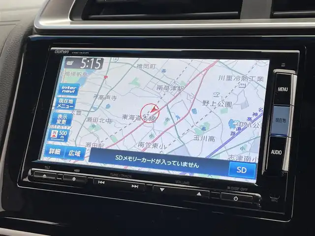 ホンダ フィット ハイブリット Sパッケージ 滋賀県 2013(平25)年 2.3万km ティンテッドシルバーM 禁煙車/あんしんパッケージ/純正インターメモリーナビ/（VXM-142VFi）/フルセグTV/CD/DVD/Bluetooth/バックカメラ/LEDヘッドライト/クルーズコントロール/革巻ステアリング/ウィンカーミラー/純正１５インチAW/Rゲートスポイラー/プッシュスタート/スマートキー