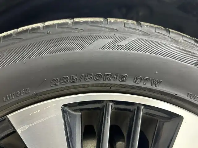 トヨタ ヴェルファイア Z Gエディション 大阪府 2018(平30)年 5.6万km ホワイトパールクリスタルシャイン サンルーフ　黒革シート　後席モニター　三眼ＬＥＤ　純正ナビＴＶ　Ｂカメラ　デジタルインナーミラー　電動リアゲート　パワーシート／ヒーター／エアコン　ハンドルヒーター　衝突軽減　レーダーＣ