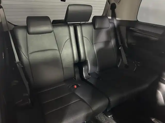 トヨタ ヴェルファイア Z Gエディション 大阪府 2018(平30)年 5.6万km ホワイトパールクリスタルシャイン サンルーフ　黒革シート　後席モニター　三眼ＬＥＤ　純正ナビＴＶ　Ｂカメラ　デジタルインナーミラー　電動リアゲート　パワーシート／ヒーター／エアコン　ハンドルヒーター　衝突軽減　レーダーＣ